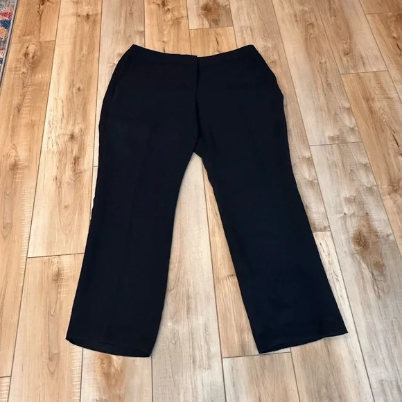 Talbots Signature Woman Lightweight Black Flowy Dress Pants 18W - Picture 3 of 13